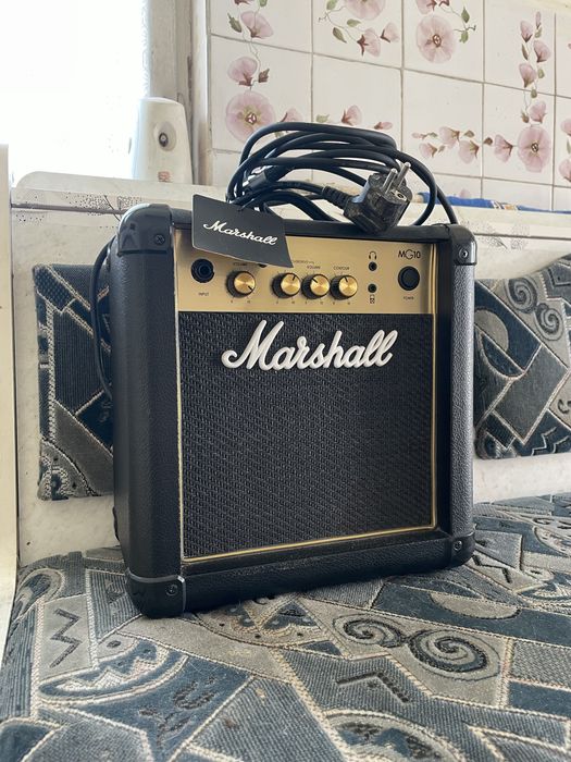 Marshall MG10 Gold