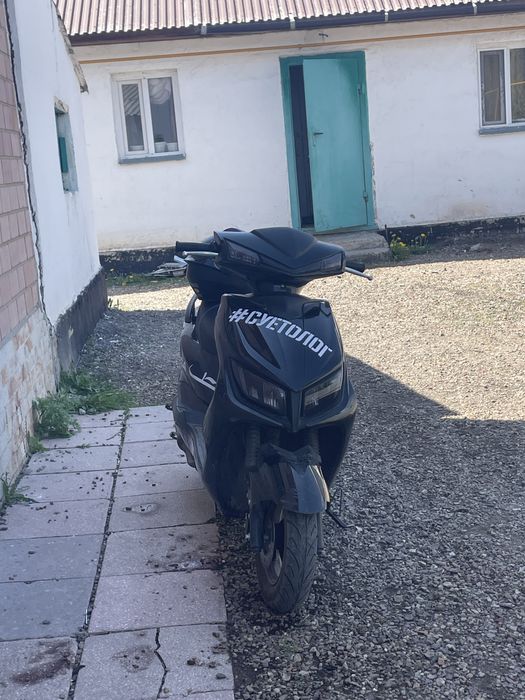 Скутер м8 в хорошем состоянии