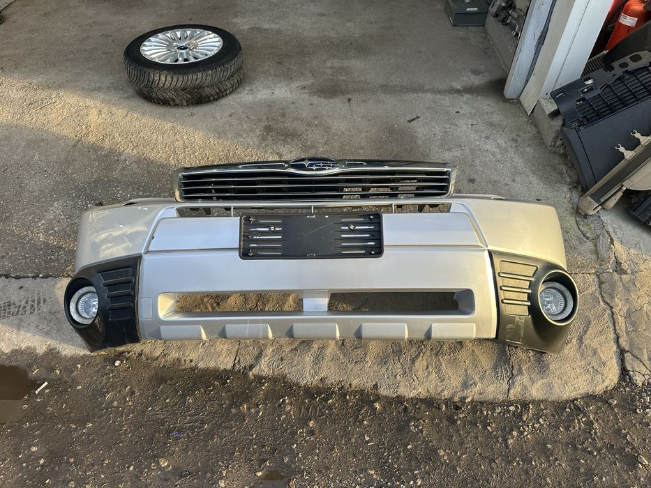 Предна броня комплект за Субару Форестър 2008-2012г.!