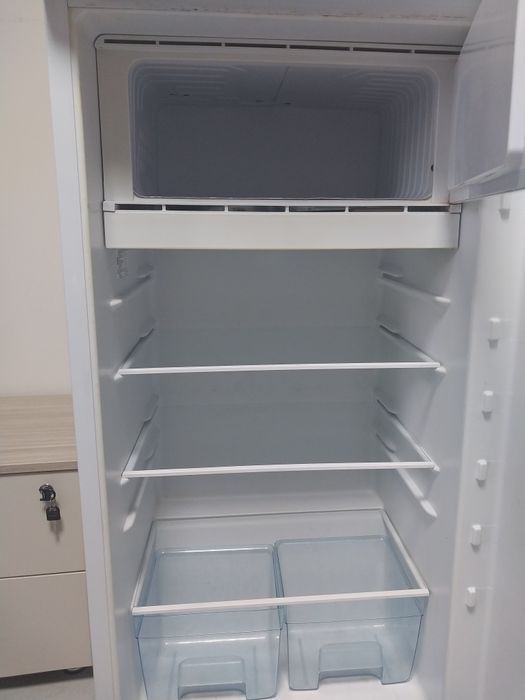 Продам холодильник дёшево.