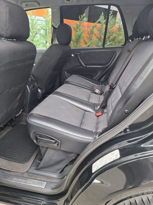 Mercedes ML 270 cutie manuala