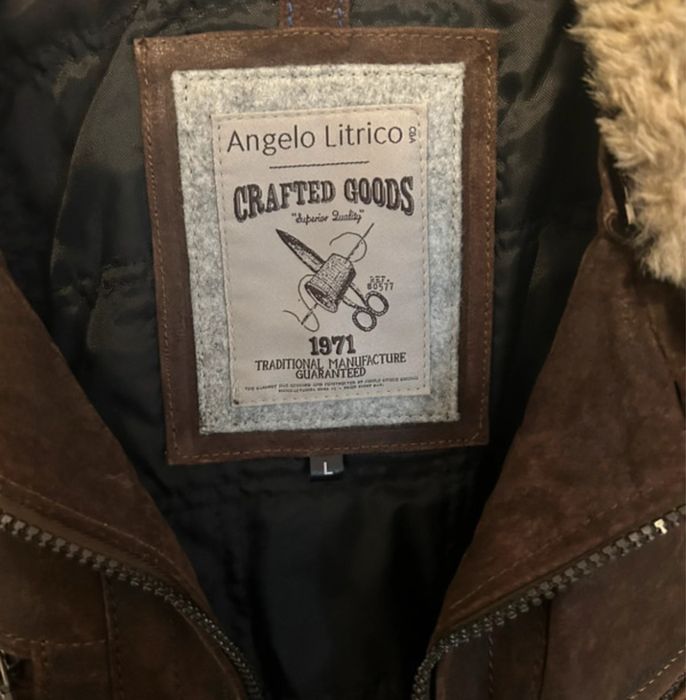 Geaca din piele naturala de la Angelo Litrico