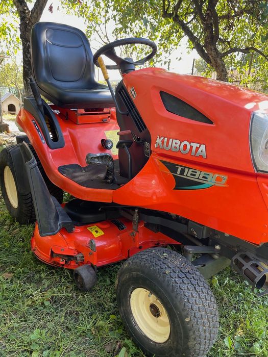 Kubota T1880 USA, Benzina, 18 cp, impecabil.