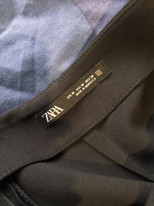 Черна пола от Zara