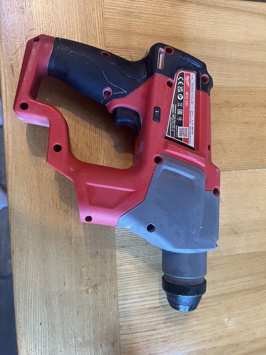 Rotopercutor m12 milwaukee