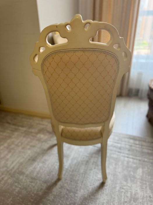 Стулья Италия 8 шт