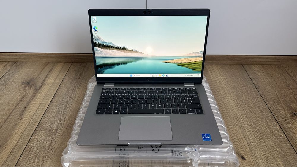 Лаптоп Dell Latitude 5320 FHD 13.3” Intel i5-1145G7 16GB RAM 256GB SSD