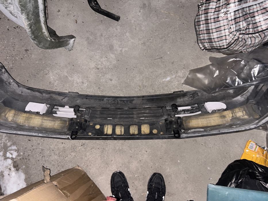 Бампер на мерседес С