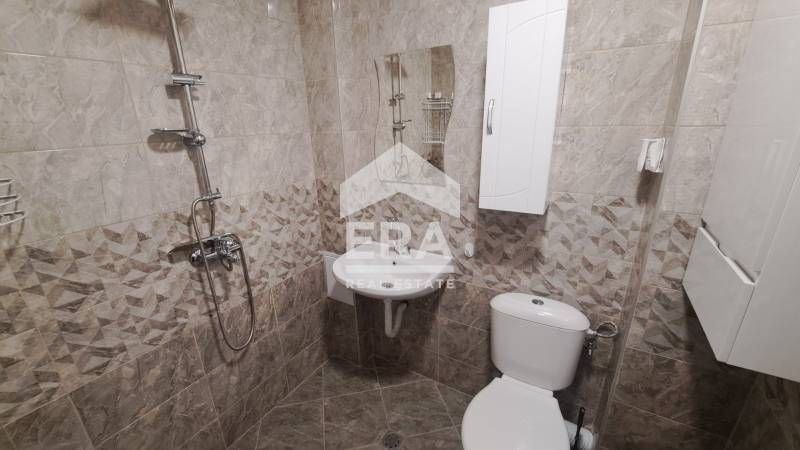 Продава се Двустаен апартамент в Русе, Дружба 3 - 69 кв.м за 518 €/кв.м - Снимка #9