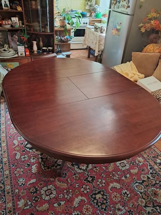 Продам раздвижной стол