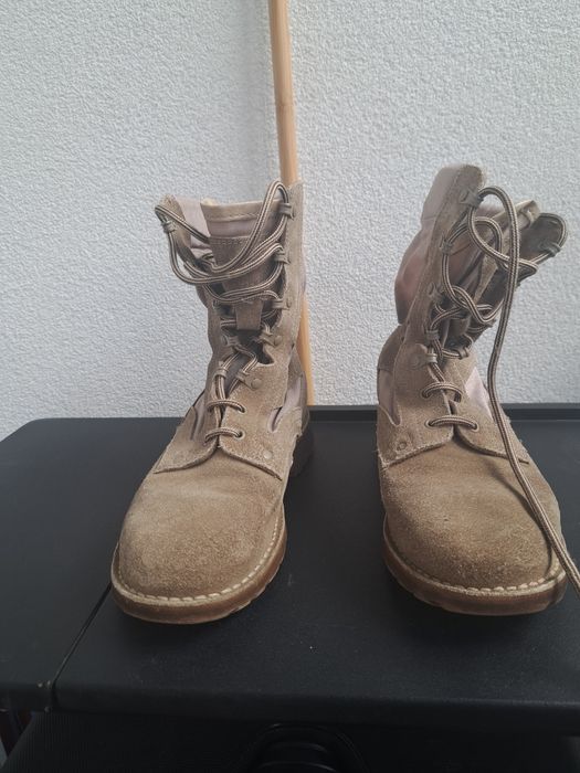 Bocanci militari tactici folosit in stare buna