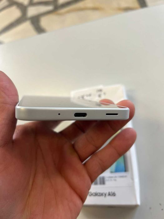 Samsung A16 Чисто Нов!!