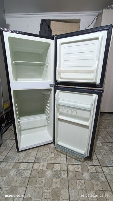 Продам мини холодильник