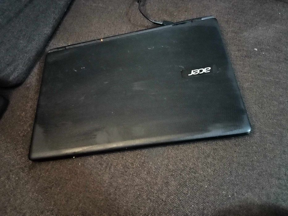 Лаптоп запазен ...