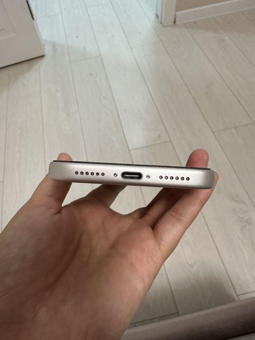 Продам Iphone 17 pro max
