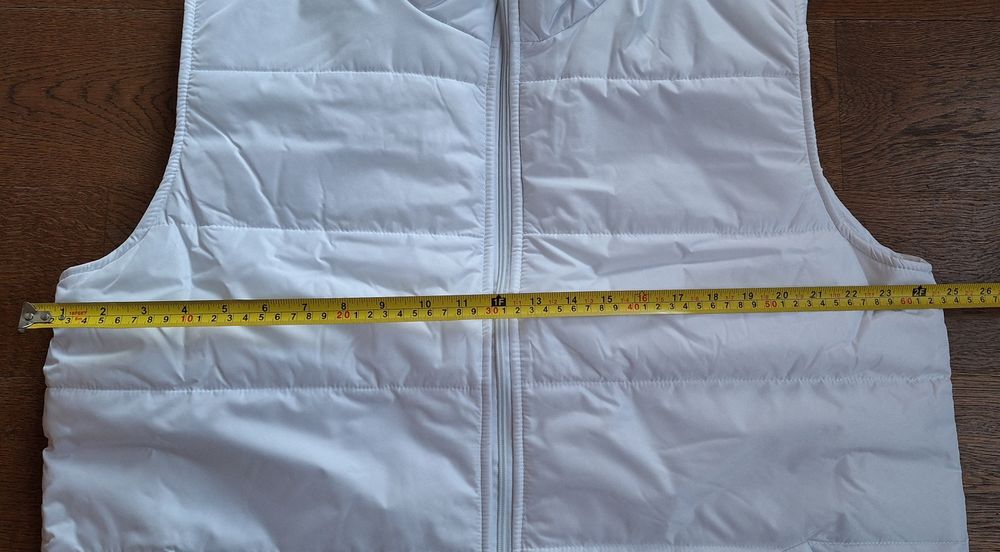 Елек бял нов унисекс L размер