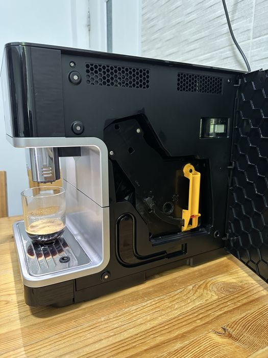 Expresor Miele CM6350