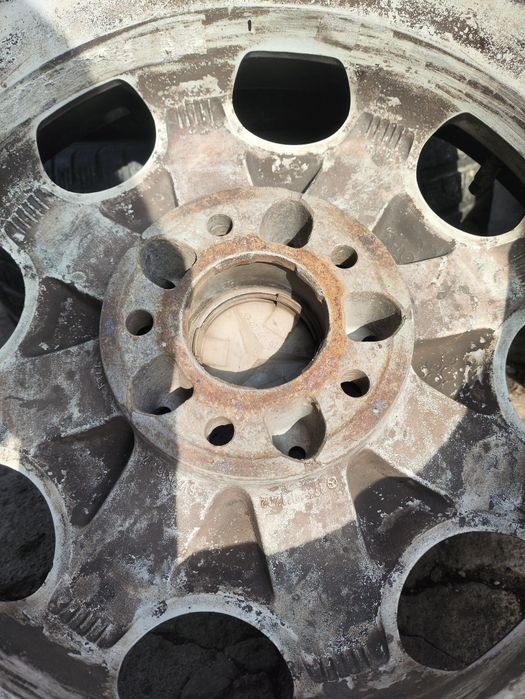 ПродамДиски с резиной 5.112 r15