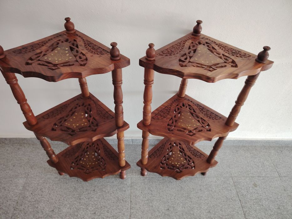 Set de 2 colțare, etajere din lemn de trandafir sculptate integral man
