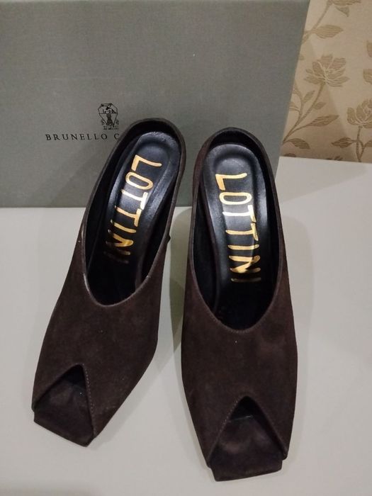 Новые замшевые туфли brunello cucinelli / lottini