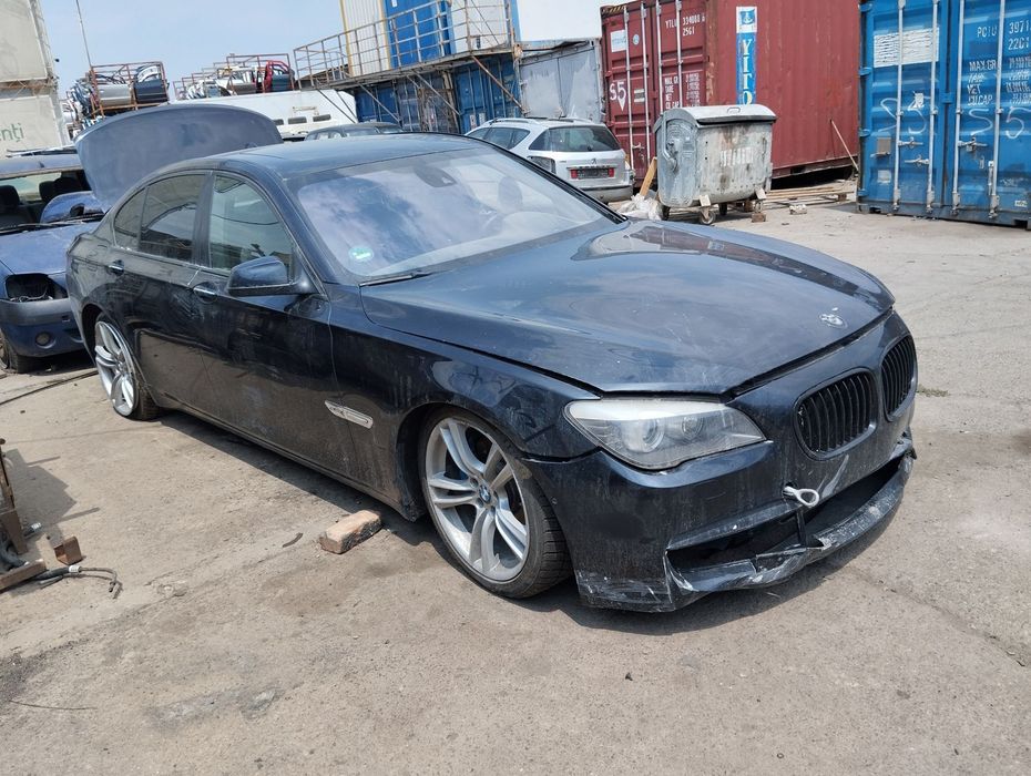 Dezmembrari  BMW 7 (F01, F02, F03, F04)  2008  > 2015 740 d xDrive Mo