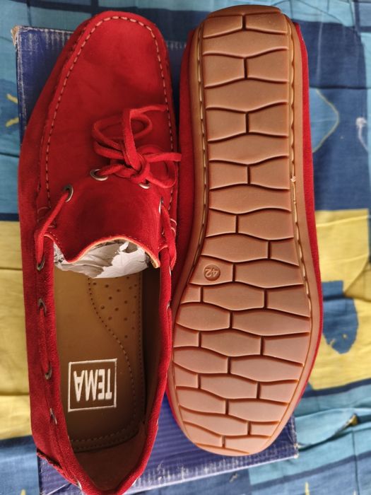 Продам фирменные макасины