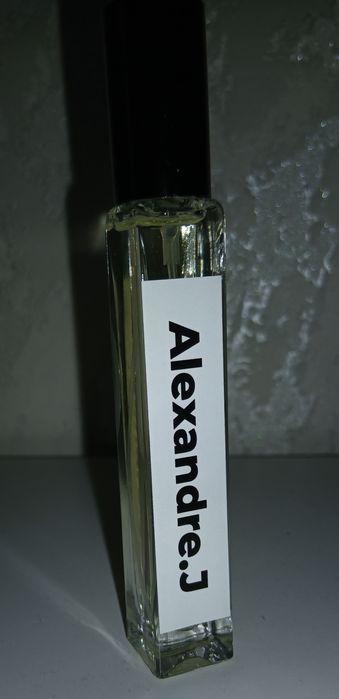 Alexandre 15000 тг stefano ricci