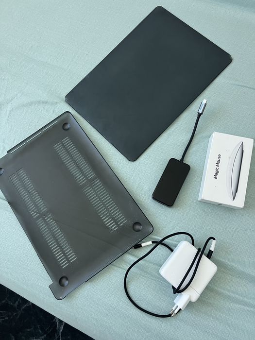 MacBook Pro 13 M1