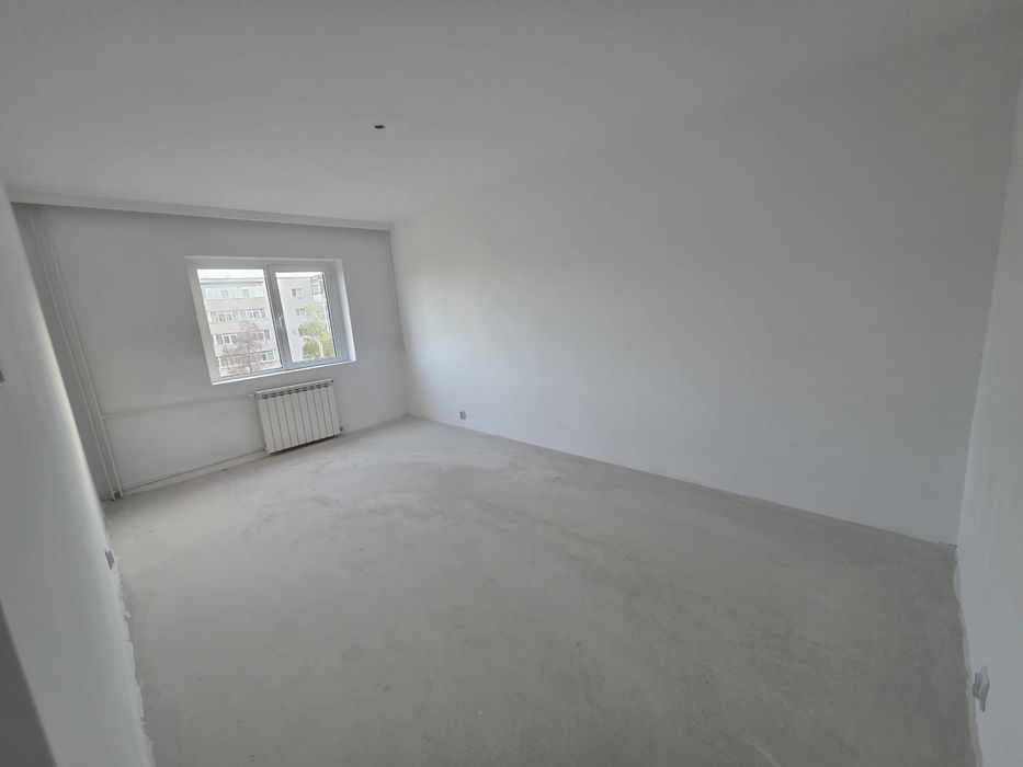Apartament 3 camere Str. Malu Rosu principala