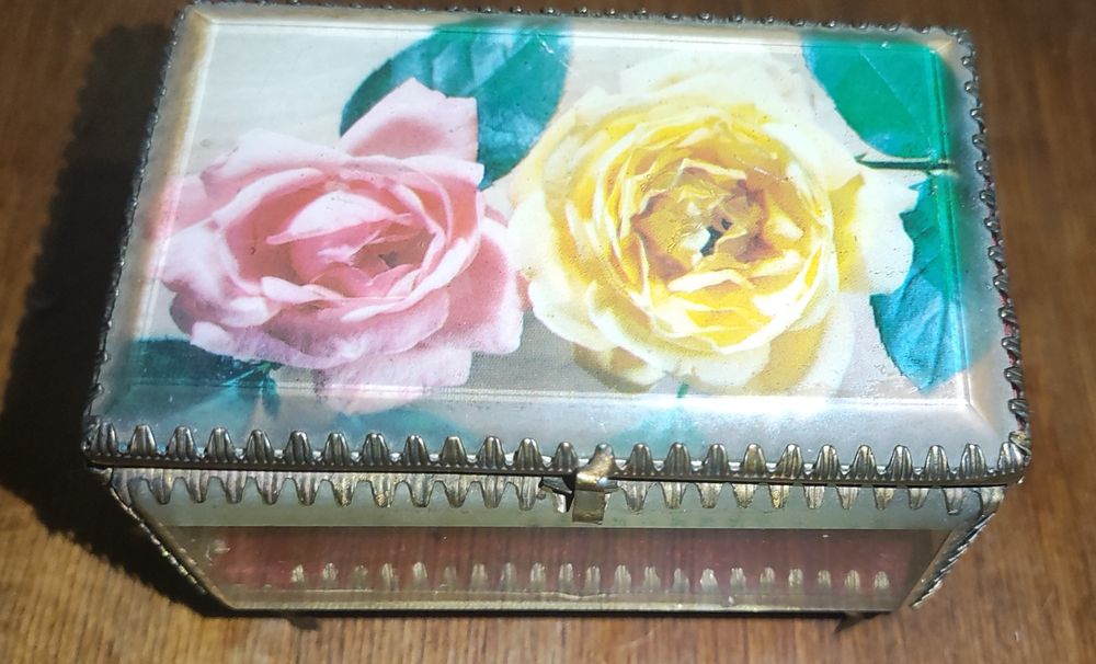 Шкатулка винтажная для бижутерии, книги, картины, ваза