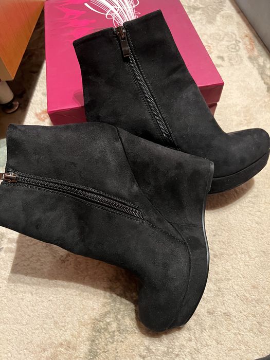 Дамски боти на платформа