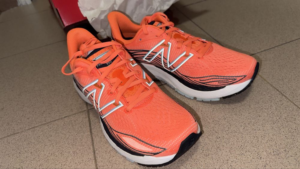 New balance маратонки