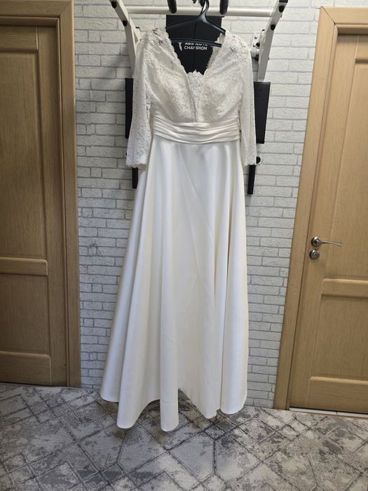 Новые свадебные платья 40'42'44'46'48'50