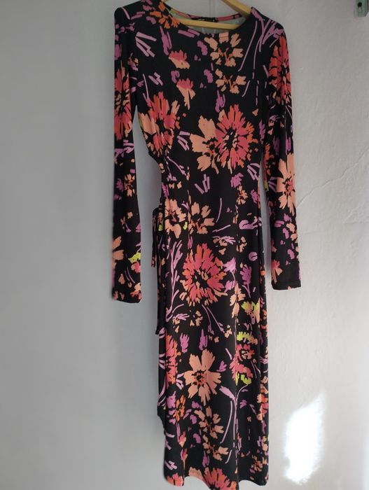 Платье новое раз/44