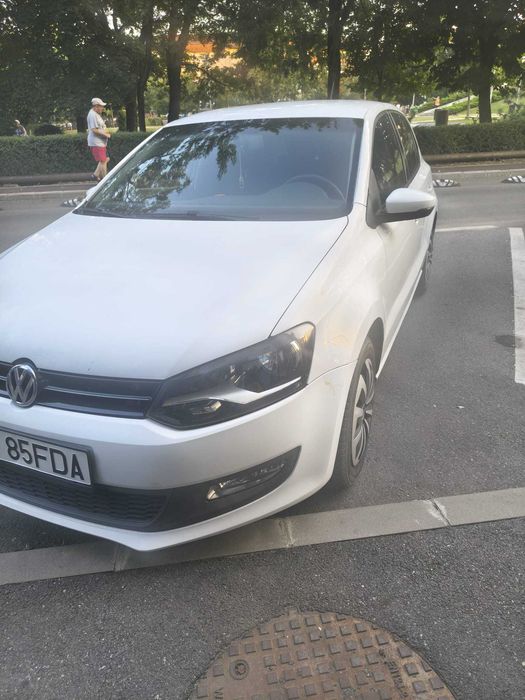 VOLKSWAGEN Polo 2015 — imagine 3