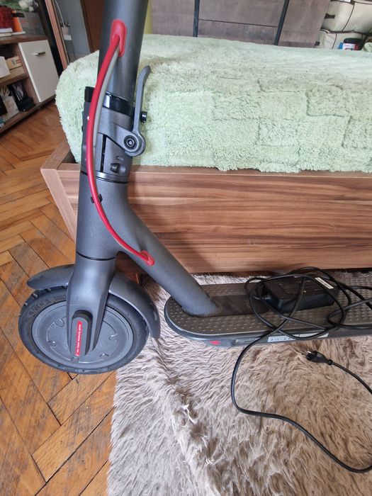 Xiaomi Mi M365 тротинетка