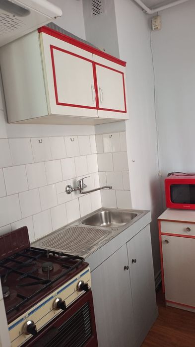 Garsoniera de închiriat în Tudor zona Shopping City persoana fizica