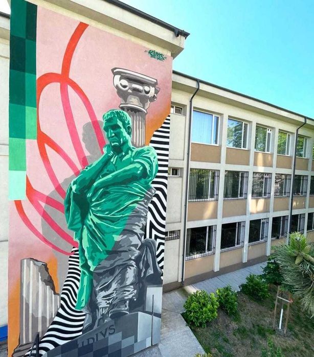 Graffiti / picturi pe pereti - spatii private, spatii comerciale