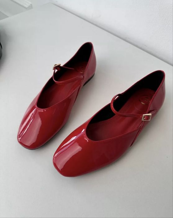 Балетки Мэри Джейн лакированные красные