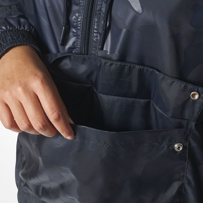 Adidas original дамско яке / ветренка / ветровка