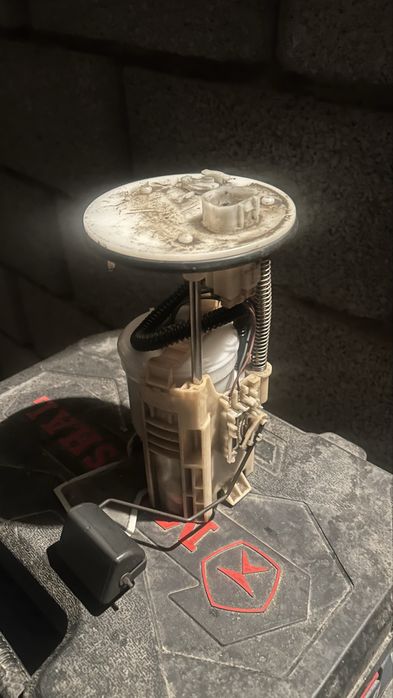 Бензонасос камри 40