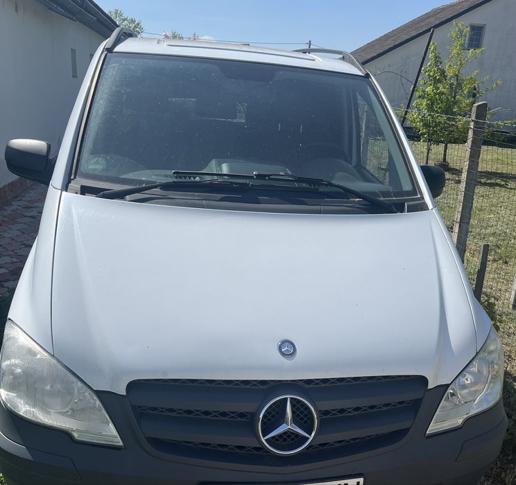 Vand Mercedes Vito autoutilitara  3 locuri