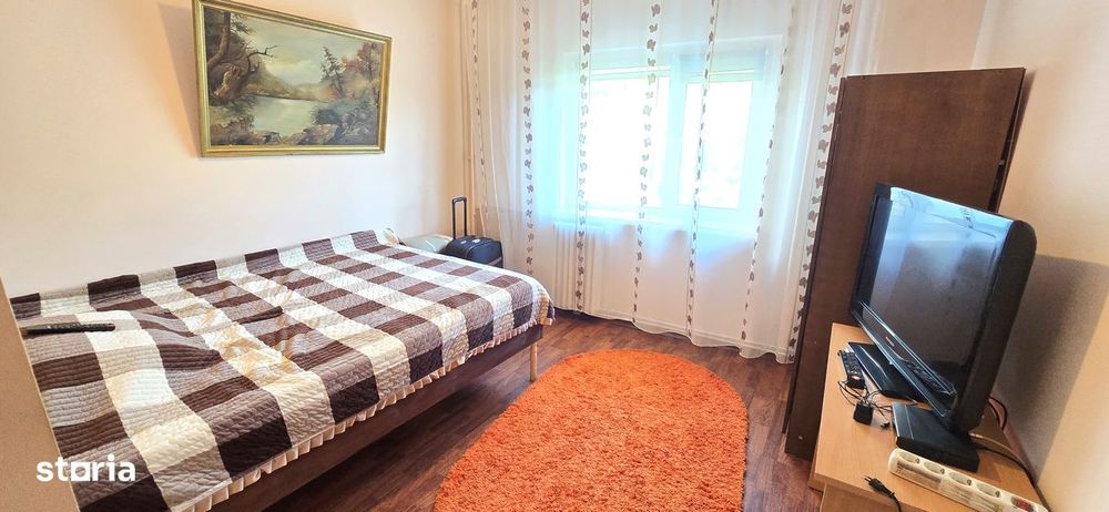 ULTRACENTRAL! Apartament 3 camere, et. intermediar UMF - INDEPENDENTEI