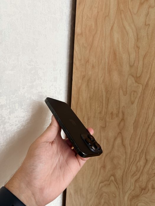iPhone 15 Pro 128Gb - В отличном состоянии