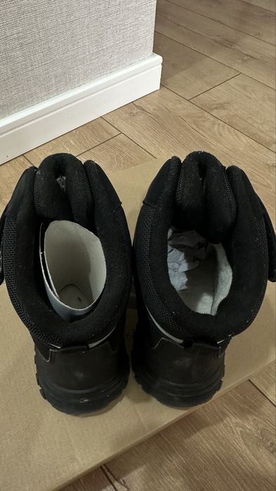 Продам зимние сопаги на мальчика