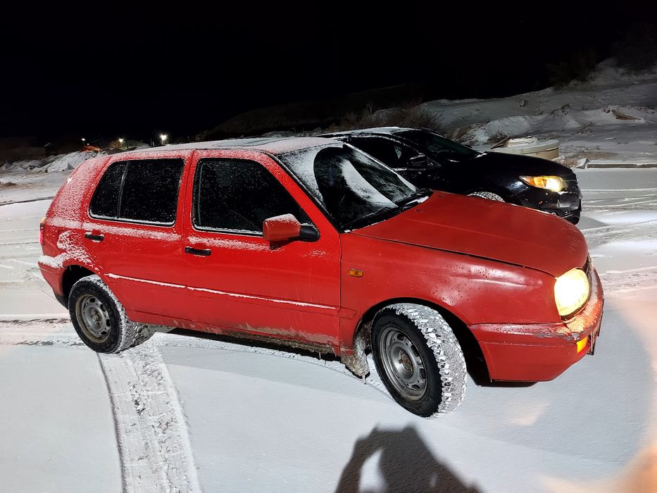 Срочно продаётся гольф 3