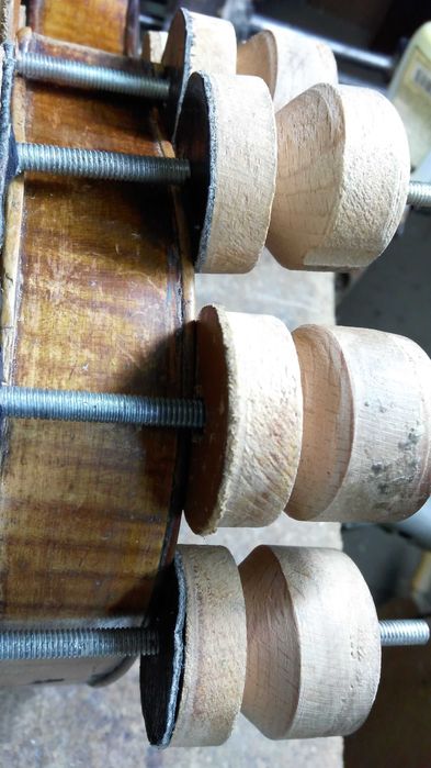 Ремонт гитар в г. Астана