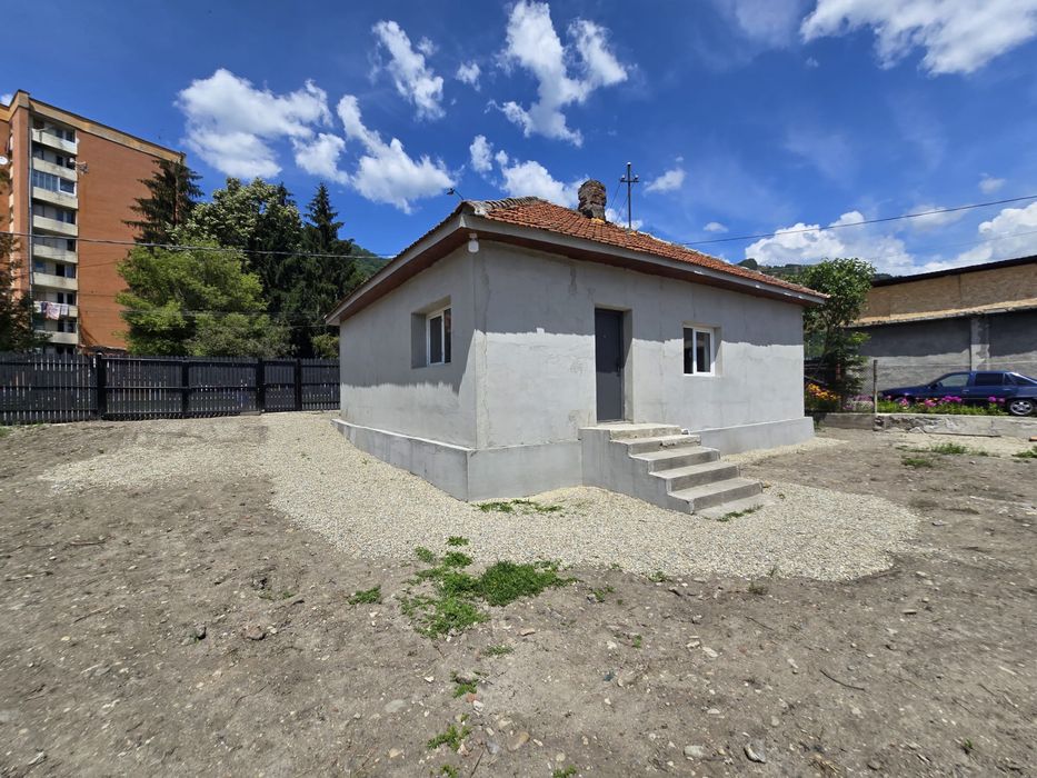 Casa de vanzare in Petrila