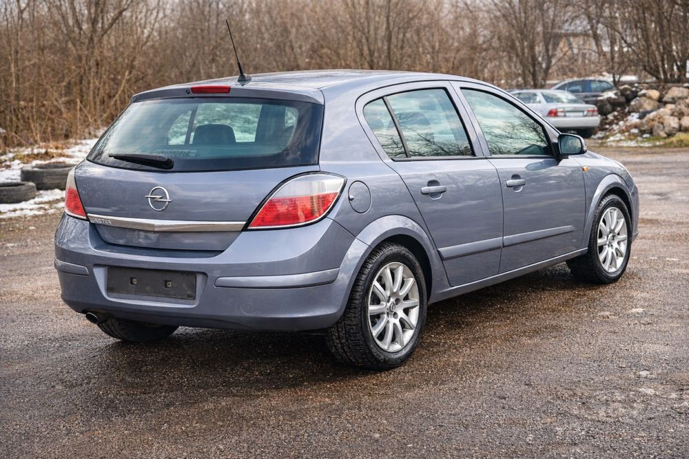 Opel Astra G на части