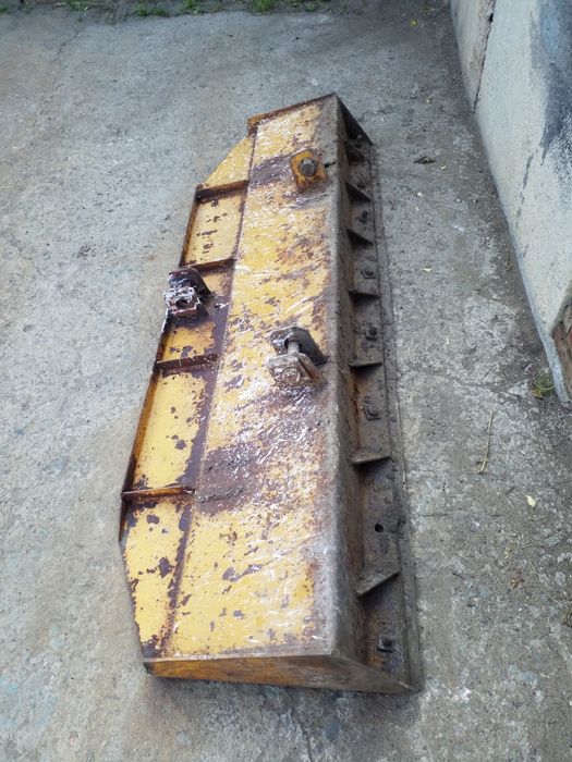 Отвал  ДТ 75 , МТЗ.